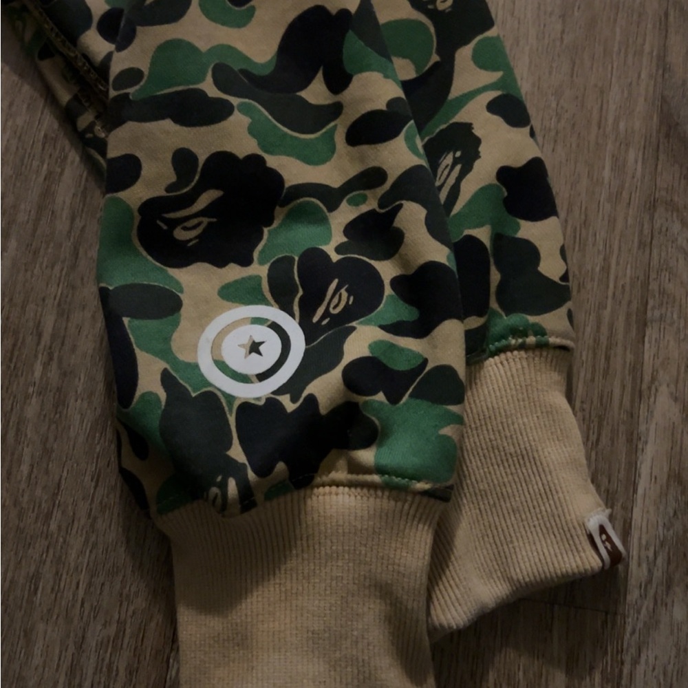 BAPE Shark Full Zip Hoodie Green Camo - Picture 6 of 7